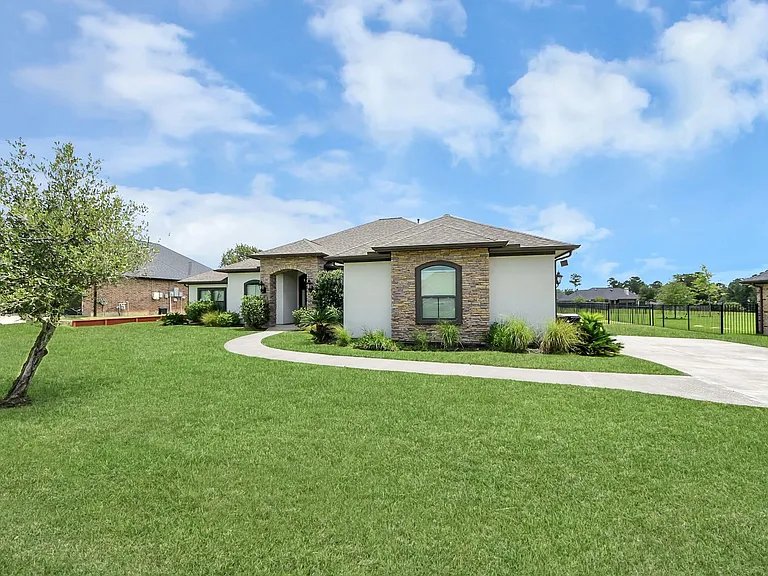 11726 W Grand Pond Dr — Photo 5
