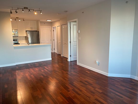 4th image of 3520 Crowley Dr #17