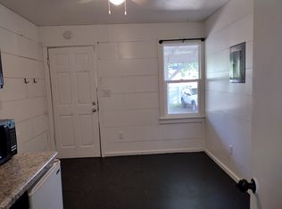 10834 Northland Dr NE APT 6, Rockford, MI 49341