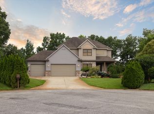 6783 Cathedral Ct SE, Alto, MI 49302