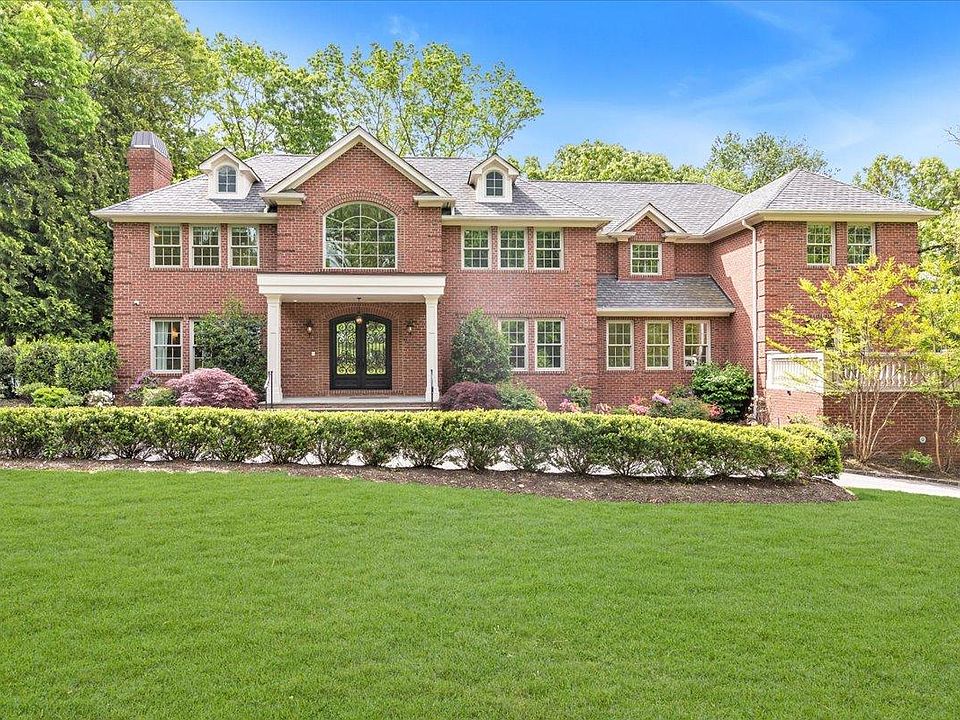 1st image of 67 Linda Ct