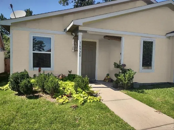 16920 W Juneau St, Montgomery, TX 77316