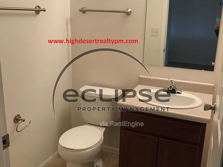 2463 1/2 Theresea Ln — Photo 12