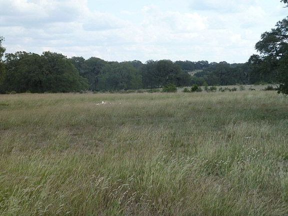 4th image of 609 Cross Oak
