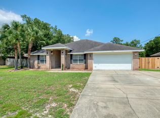 1966 Aurora Dr, Navarre, FL 32566