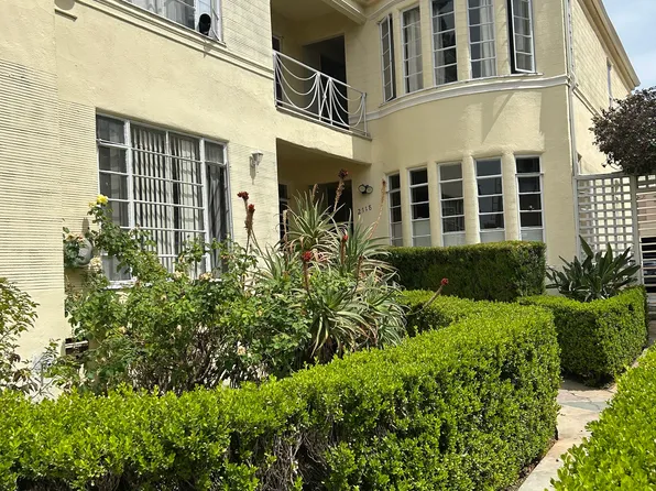 2118 N Vermont Ave APT 4, Los Angeles, CA 90027
