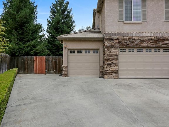 2nd image of 2213 S Stevenson Ct