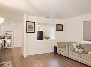 2214 W Wardlow Rd, Long Beach, CA 90810