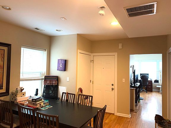 Kitchen and dining room combo
