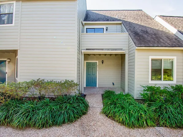 2313 Briarwest Blvd, Houston, TX 77077