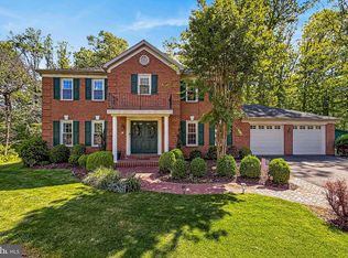 6327 Youngs Branch Dr, Fairfax Station, VA 22039