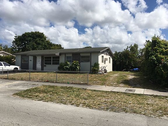 3rd image of 2262 NW 179th St