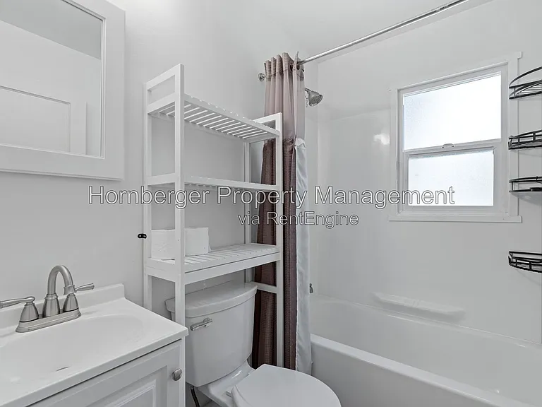 10106 N Wesley St — Photo 15