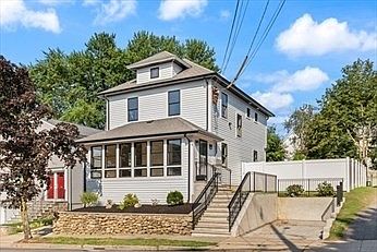 2nd image of 94 Lexington St