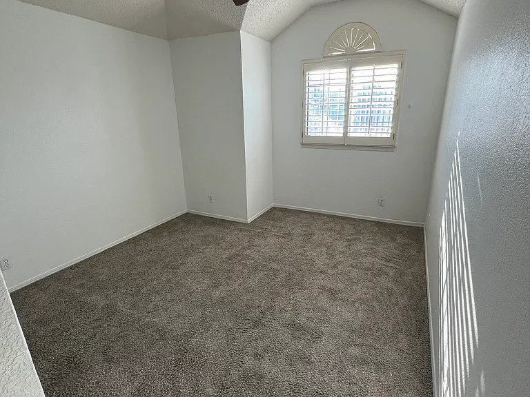 7753 Plaza Azul Rd — Photo 22