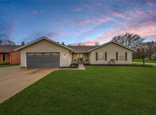 14906 Wilmington Dr, Strongsville, OH 44136