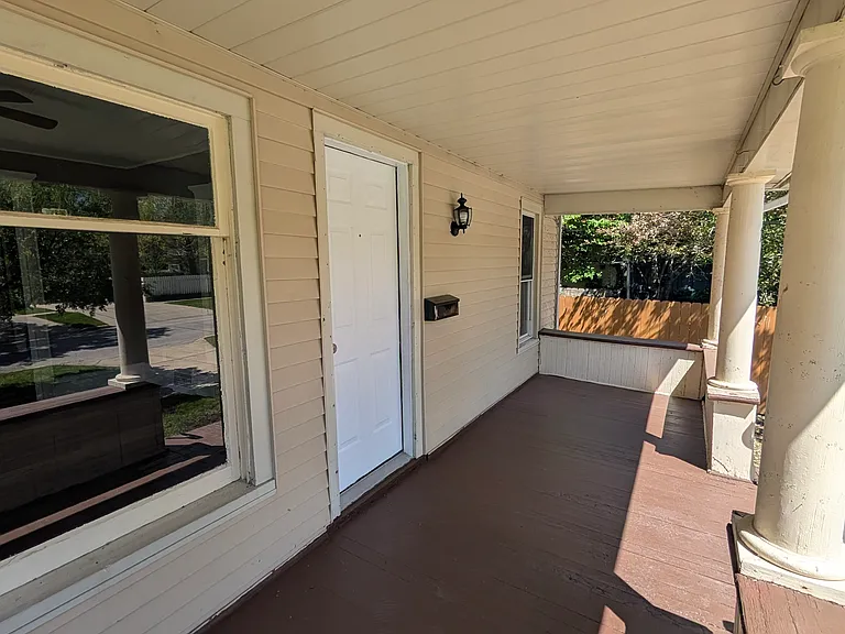 115 S Commonwealth Ave #1 — Photo 7