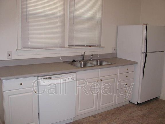 5th image of 1113 E Ermina Ave