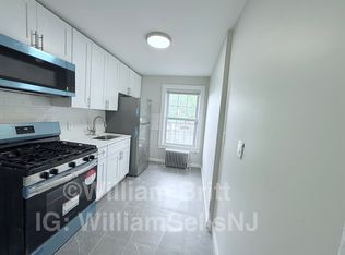 500-502 Alma Ter #6, Teaneck, NJ 07666