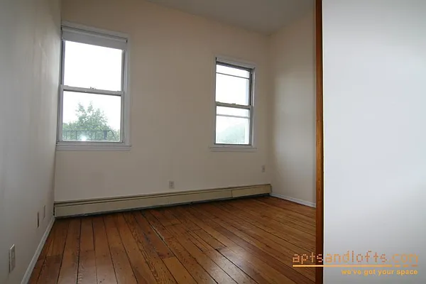 Rented by aptsandlofts.com | media 21