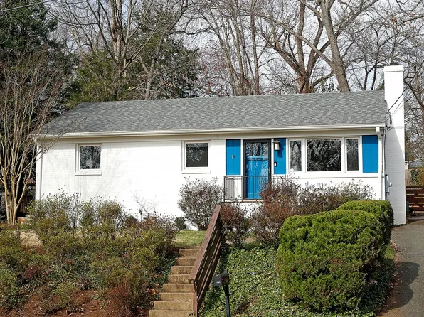 1005 Ashby Pl, Charlottesville, VA 22901