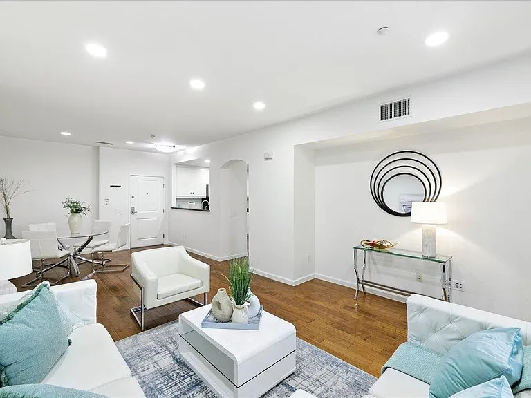 10745 N De Anza Blvd #115 — Photo 4