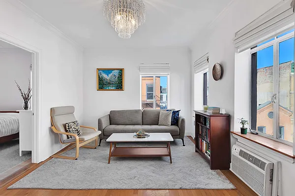 Rented by Compass | media 12