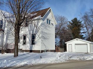 403 N Crest St, Hortonville, WI 54944