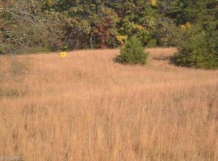 2 Starview Dr, King, NC 27021