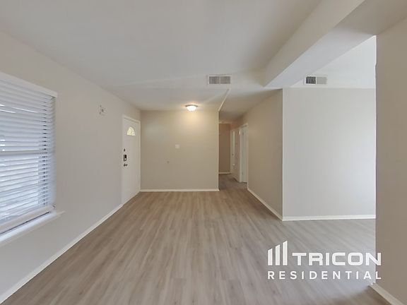 2nd image of 622 Brooks Ave