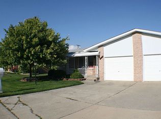 51118 Sarah Ct, Chesterfield, MI 48047