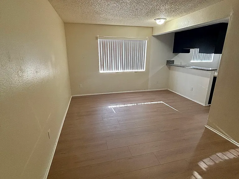 4311 Morgan Ave #B — Photo 3