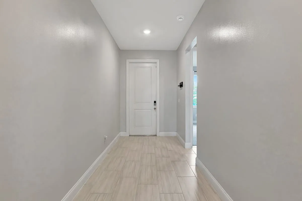 8606 Dahlia Circle — Photo 3