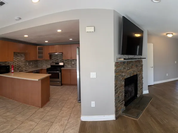 8463 Sunset Trail Pl #321, Rancho Cucamonga, CA 91730
