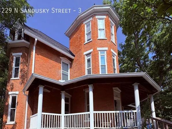 229 N Sandusky St APT 3, Delaware, OH 43015