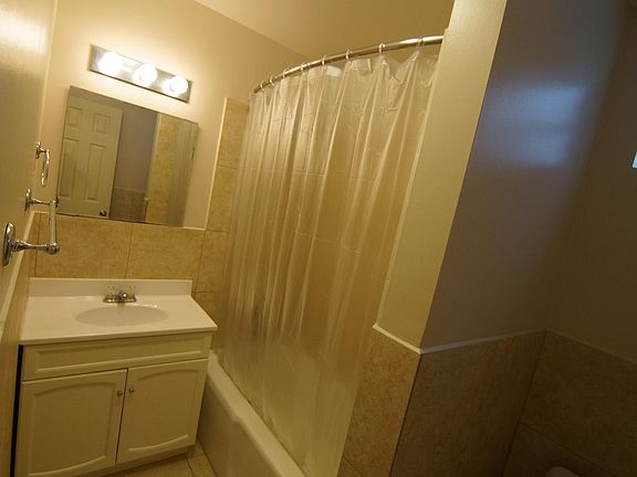 5th image of 1228 Garfield St #2