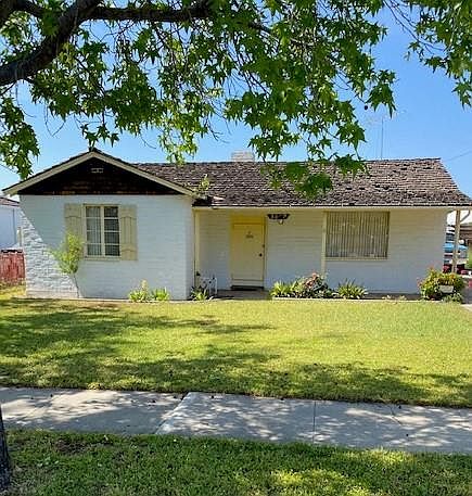 1st image of 3967 Holly Dr