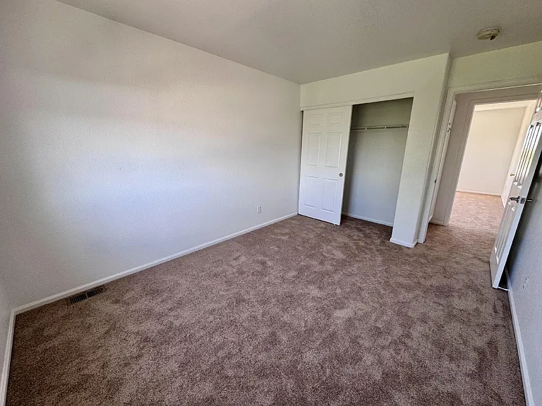 19308 E Dickenson Pl — Photo 22