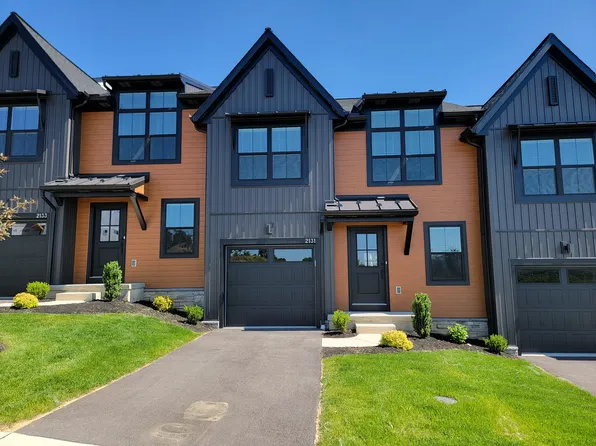 2131 S Autumn Chase Dr, Mechanicsburg, PA 17055