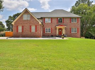 210 Cricket Walk SW, Lilburn, GA 30047