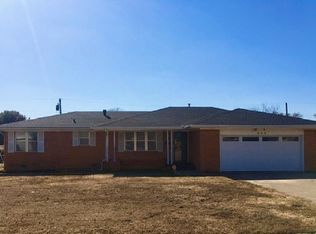 835 W 22nd St, Ada, OK 74820