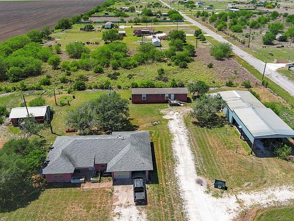 4th image of 1527 N Fm 738