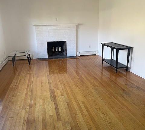 4th image of 3 Henry Ct #1