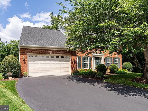 3rd image of 6854 Corder Ln