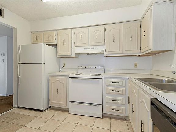 5th image of 538 Orange Dr APT 24