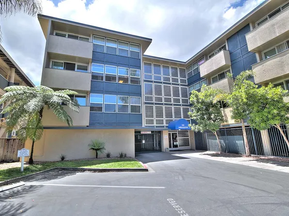 The Ambassador, 145 El Camino Real APT 201, San Mateo, CA 94401