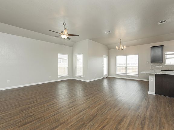 4th image of 1804 Lummus Dr