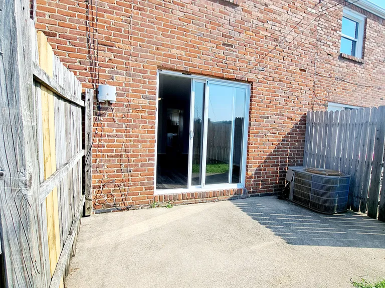 118 Elmur Dr #407 — Photo 11