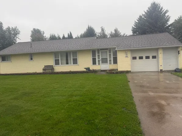 4822 Station Rd, North East, PA 16428