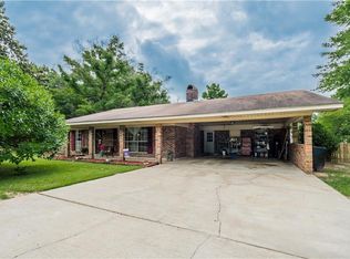 258 Twin Lakes Dr, Natchitoches, LA 71457